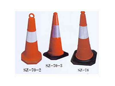 ·�F-7